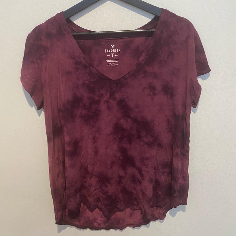 burgundy tie-dye v neck top
